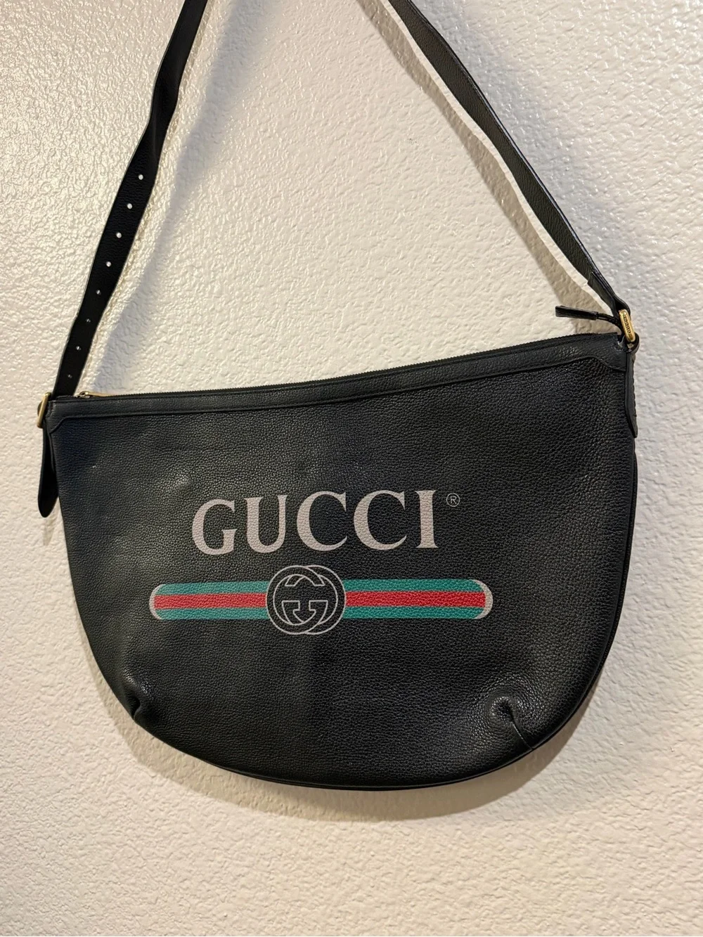 Gucci messenger bag